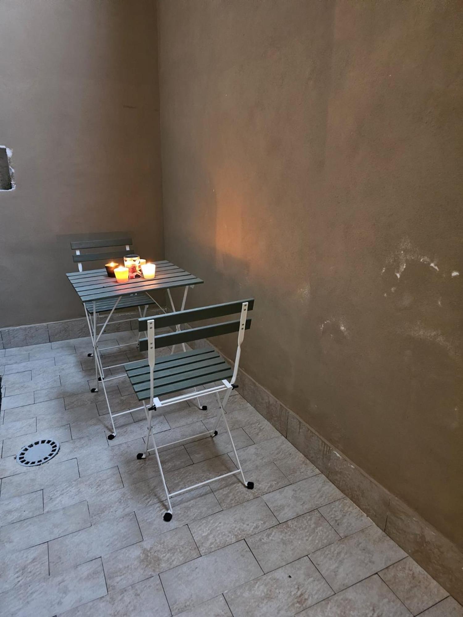 Bed and Breakfast Napoli The Charme Екстер'єр фото